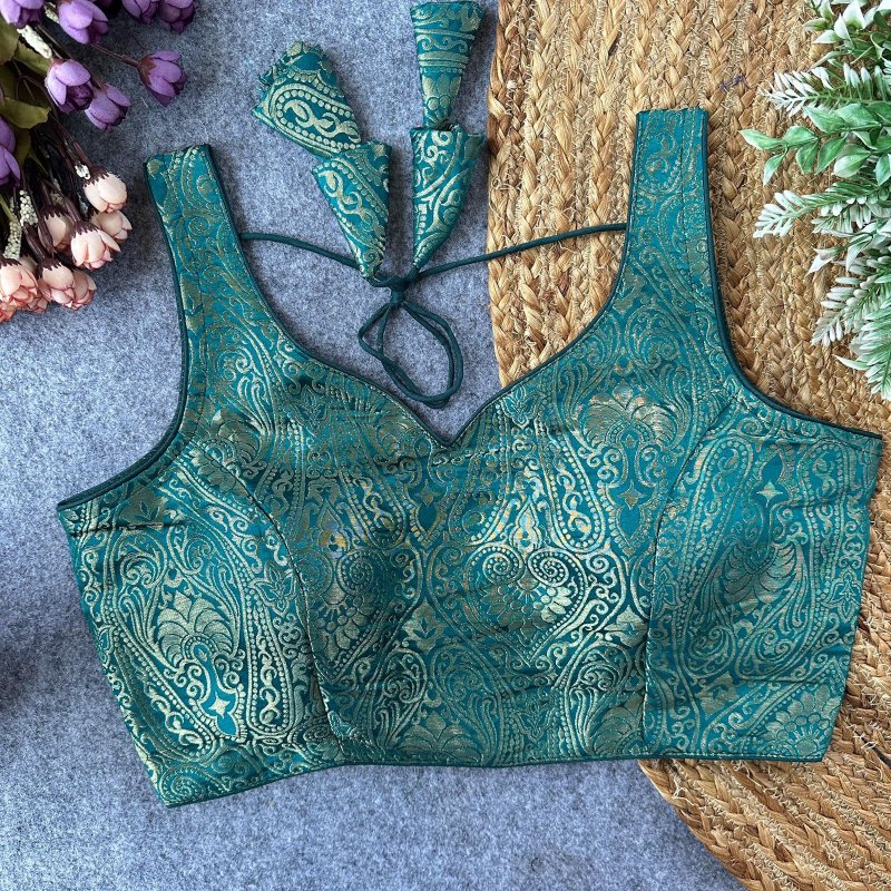 Tew Bollywood Pure Banarasi Silk With Golden Zari Blouse